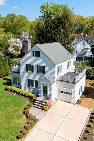 182 Ryder Road, Manhasset, NY 11030