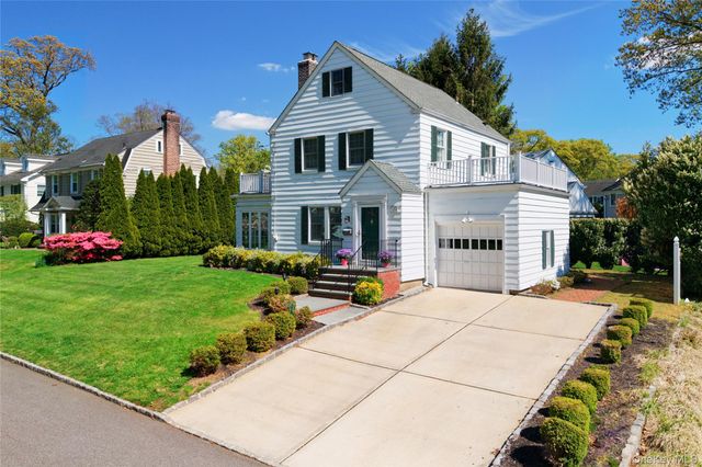 182 Ryder Road, Manhasset, NY 11030