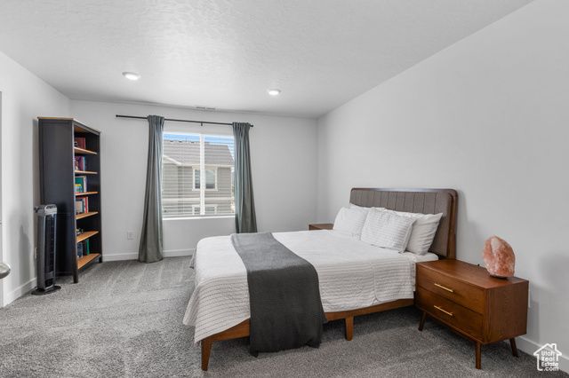 943 E DRIFTER LN, Saratoga Springs, UT 84045