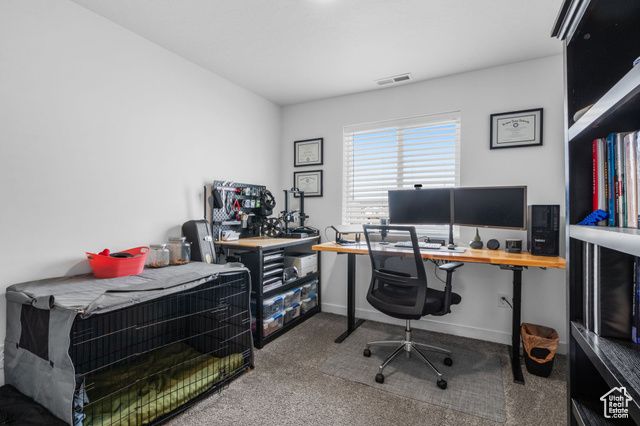 943 E DRIFTER LN, Saratoga Springs, UT 84045