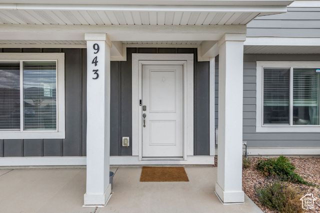 943 E DRIFTER LN, Saratoga Springs, UT 84045