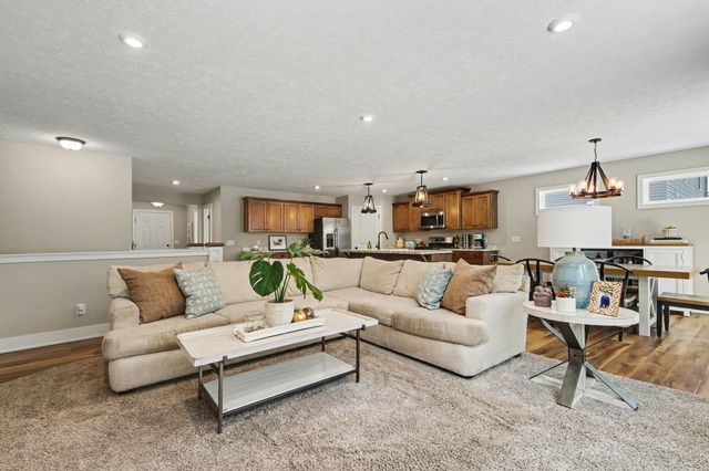 17285 Richton Drive, Nunica, MI 49448