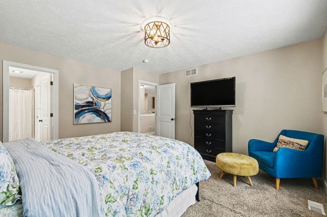 17285 Richton Drive, Nunica, MI 49448