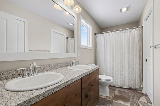 17285 Richton Drive, Nunica, MI 49448