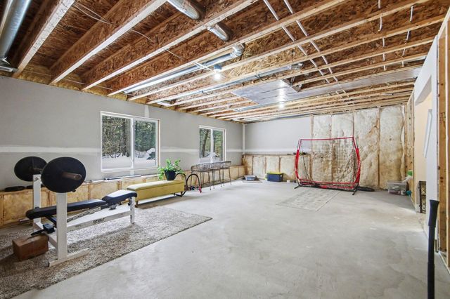 17285 Richton Drive, Nunica, MI 49448