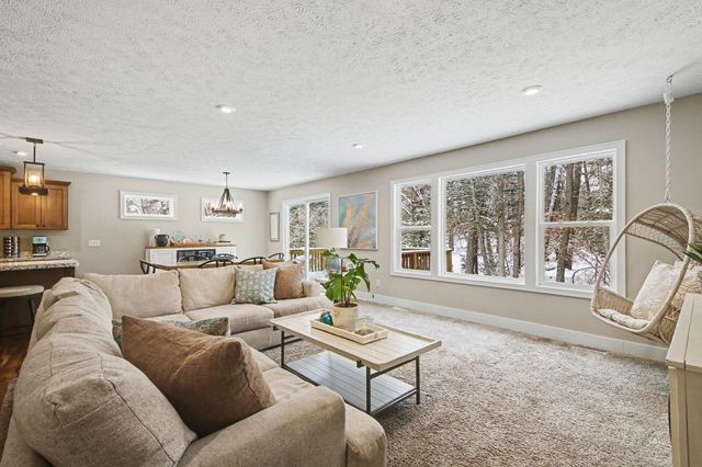 17285 Richton Drive, Nunica, MI 49448