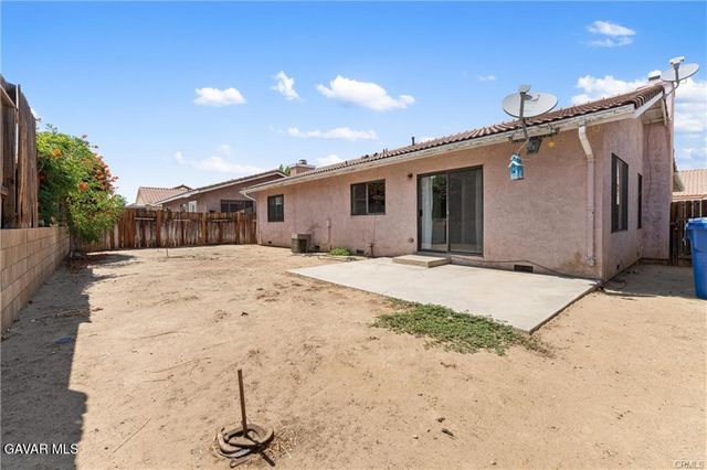 2258 Gregory Avenue, Palmdale, CA 93550