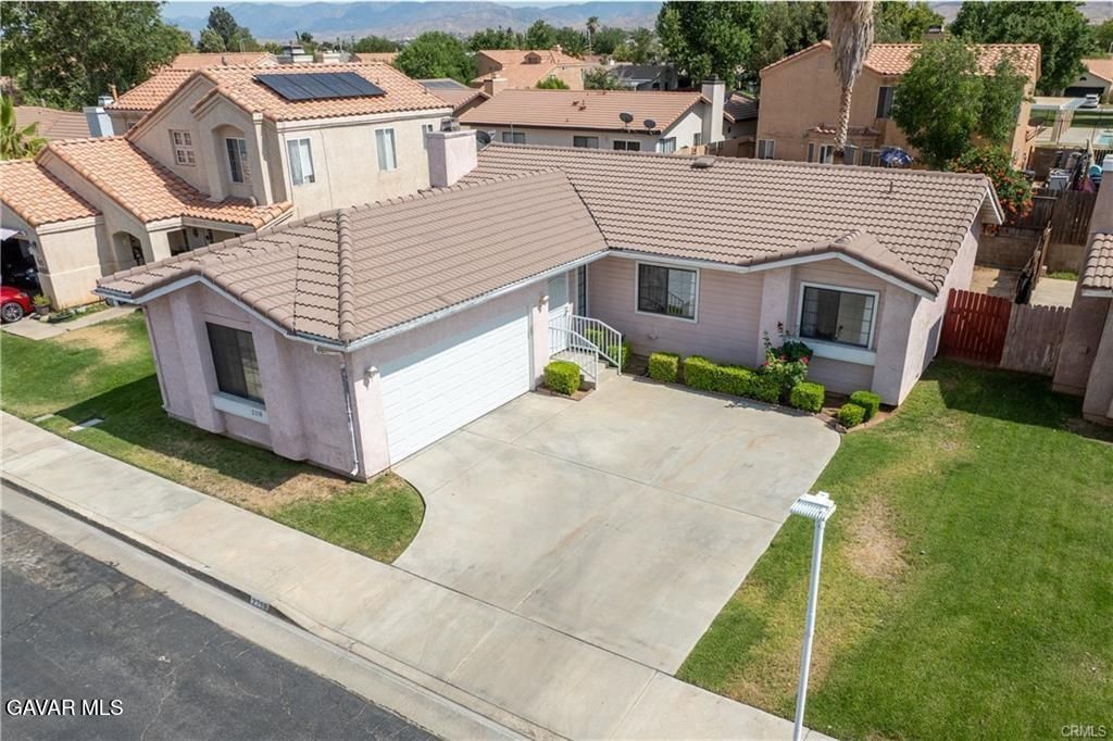 2258 Gregory Avenue, Palmdale, CA 93550
