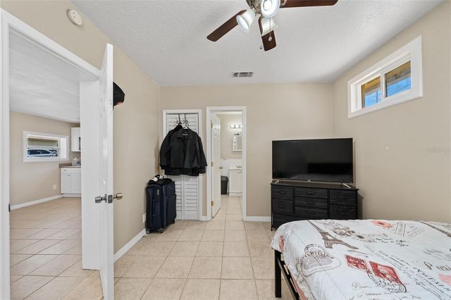 518 TOHOPEKALIGA AVENUE, Kissimmee, FL 34744