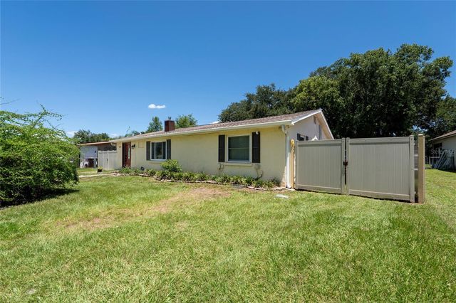 518 TOHOPEKALIGA AVENUE, Kissimmee, FL 34744