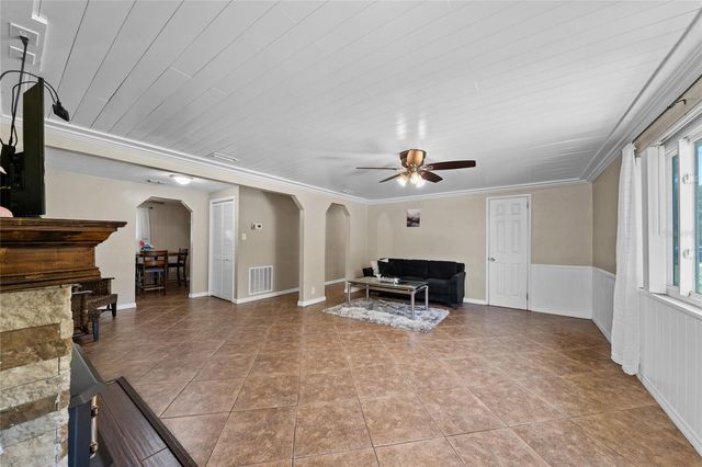 518 TOHOPEKALIGA AVENUE, Kissimmee, FL 34744