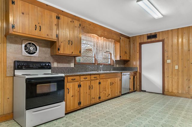 2279 Chestnut Street, Orangeburg, SC 29115