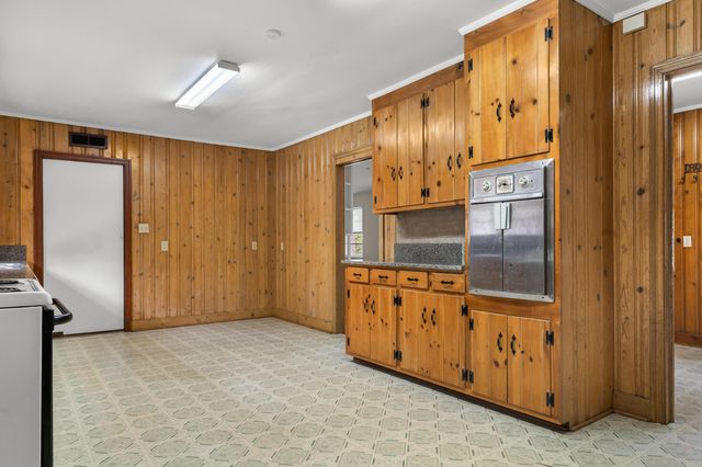 2279 Chestnut Street, Orangeburg, SC 29115