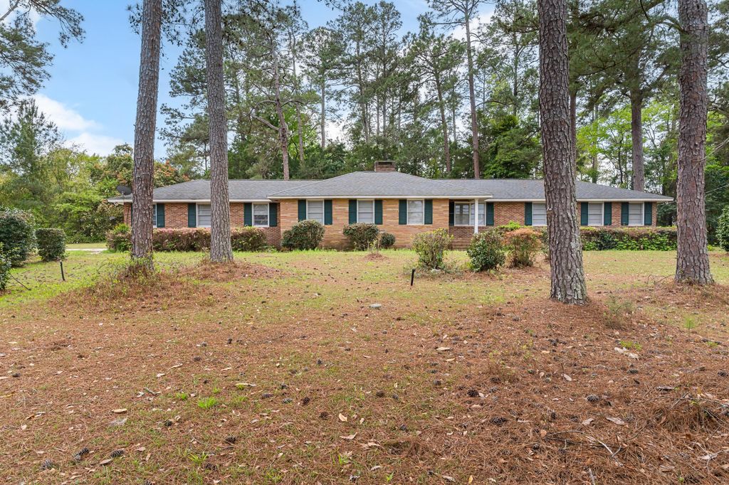 2279 Chestnut Street, Orangeburg, SC 29115