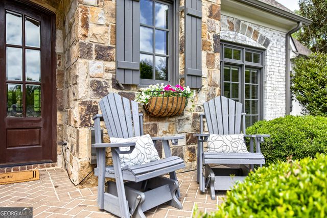 220 Woodbridge Place, Brooks, GA 30205