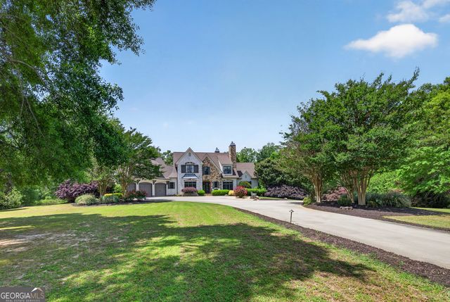 220 Woodbridge Place, Brooks, GA 30205