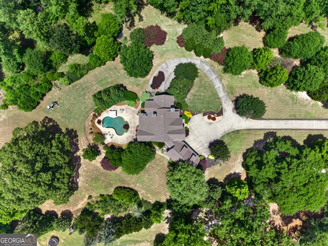 220 Woodbridge Place, Brooks, GA 30205