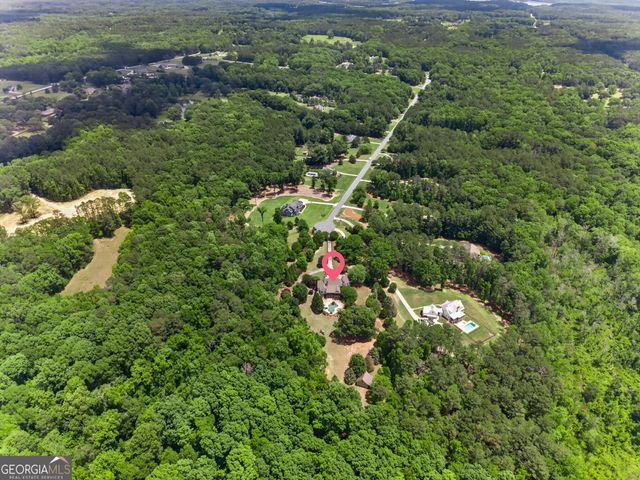 220 Woodbridge Place, Brooks, GA 30205