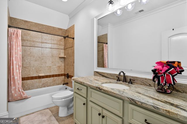 220 Woodbridge Place, Brooks, GA 30205