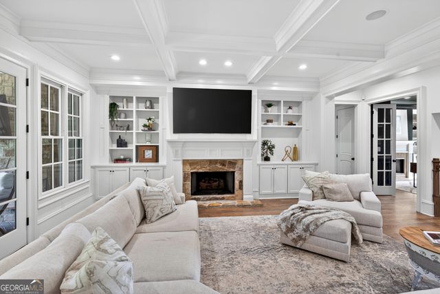 220 Woodbridge Place, Brooks, GA 30205