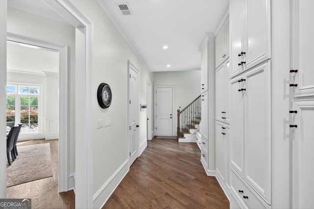 220 Woodbridge Place, Brooks, GA 30205