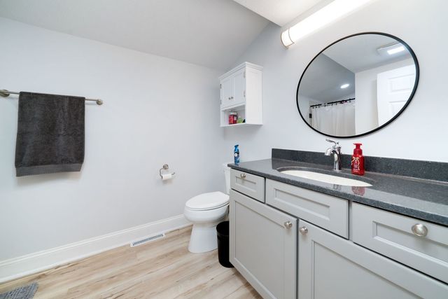 7637 Rogers Street, Machesney Park, IL 61115