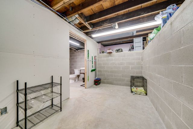 7637 Rogers Street, Machesney Park, IL 61115