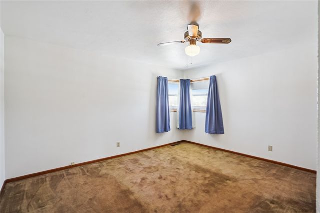 1848 9th Avenue, Grinnell, IA 50112