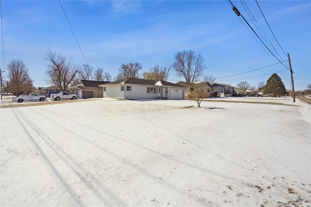 1848 9th Avenue, Grinnell, IA 50112
