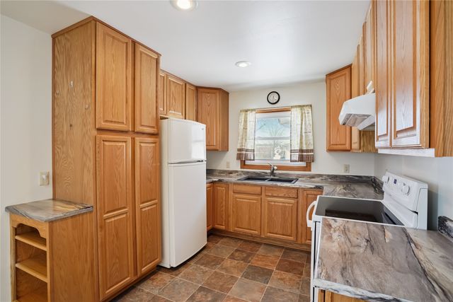 1848 9th Avenue, Grinnell, IA 50112