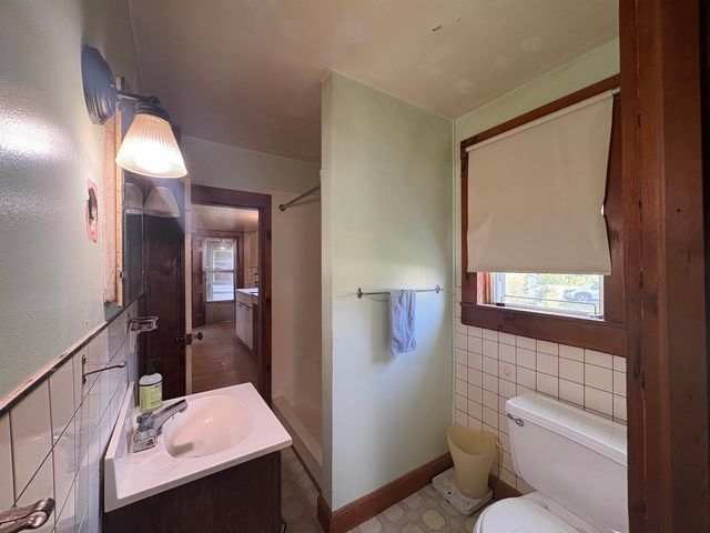 91 Allen Road, Grand Isle, VT 05458