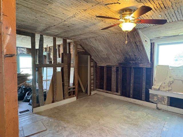 91 Allen Road, Grand Isle, VT 05458