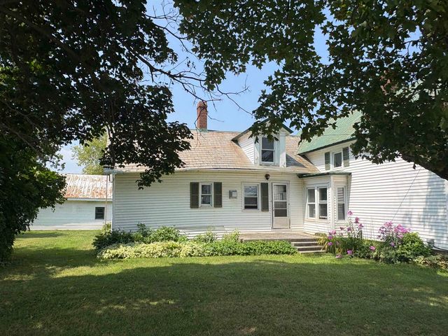 91 Allen Road, Grand Isle, VT 05458