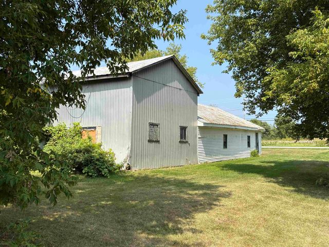 91 Allen Road, Grand Isle, VT 05458