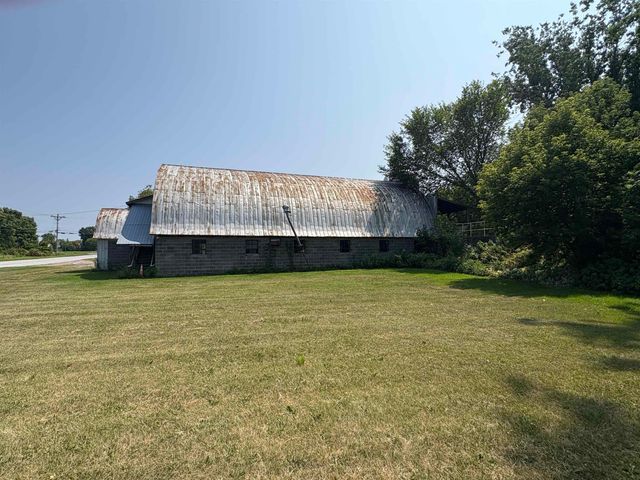 91 Allen Road, Grand Isle, VT 05458