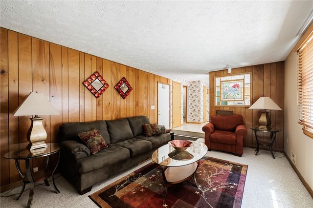 36 Kimbrook Drive, Greece, NY 14612