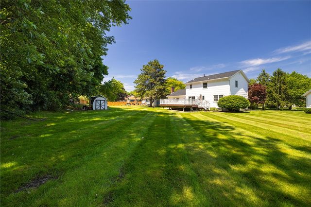36 Kimbrook Drive, Greece, NY 14612