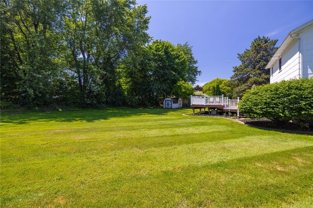 36 Kimbrook Drive, Greece, NY 14612