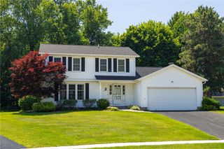 36 Kimbrook Drive, Greece, NY 14612