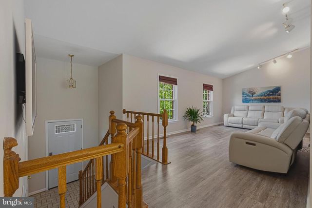 9729 ZIMBRO AVE, Manassas, VA 20110