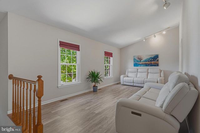 9729 ZIMBRO AVE, Manassas, VA 20110