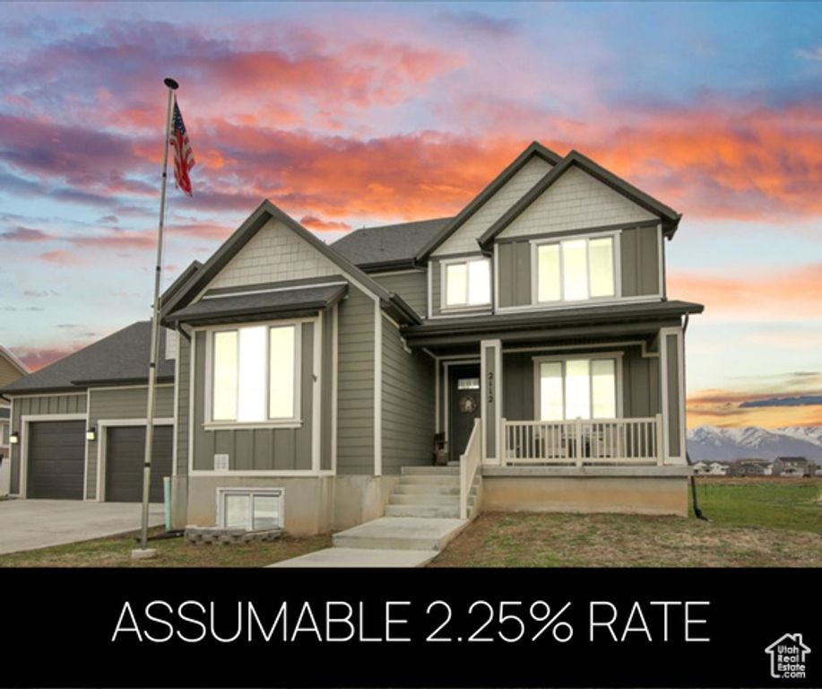 Image 2 of property listing at 2112 S 4300 W, Taylor, UT 84401
