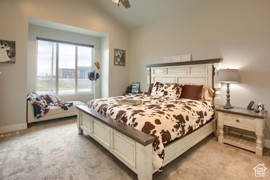 Image 13 of property listing at 2112 S 4300 W, Taylor, UT 84401