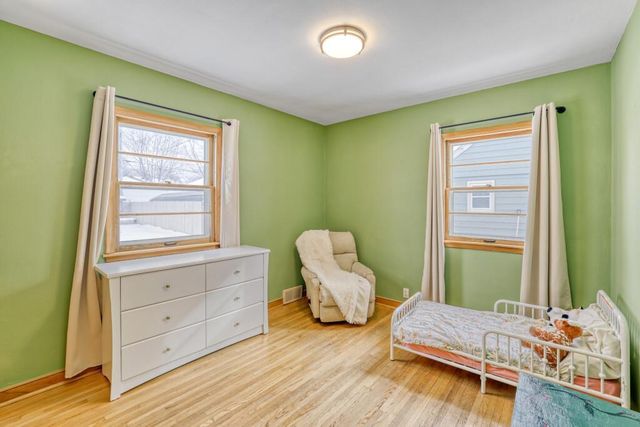 1406 Schletti Street, Saint Paul, MN 55117