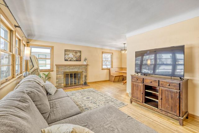 1406 Schletti Street, Saint Paul, MN 55117