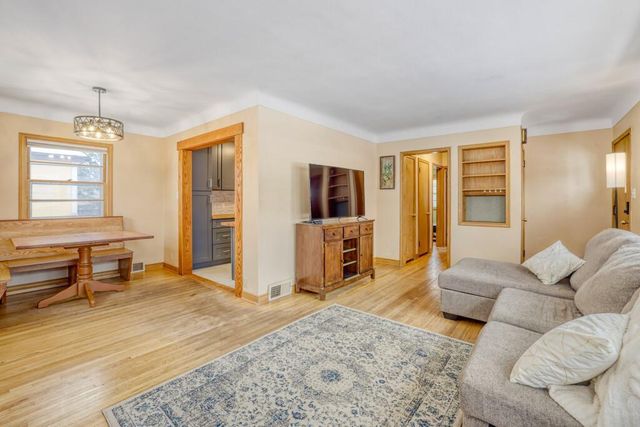 1406 Schletti Street, Saint Paul, MN 55117