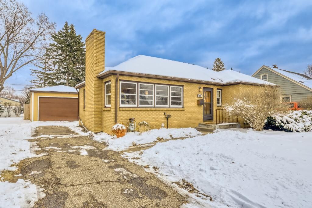 1406 Schletti Street, Saint Paul, MN 55117