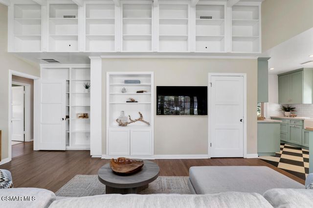 1231 Fernside Drive, La Canada Flintridge, CA 91011