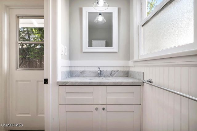 1231 Fernside Drive, La Canada Flintridge, CA 91011