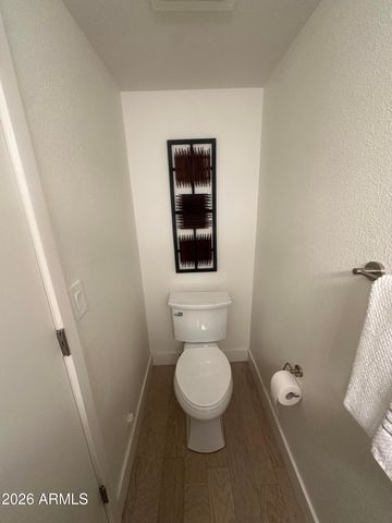 827 E COCHISE Drive B, Phoenix, AZ 85020